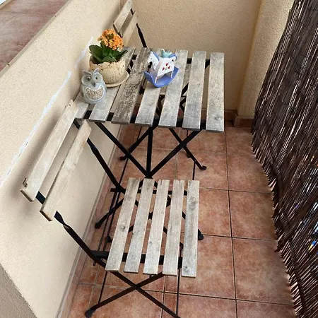 Jakodoma Zeleny Gauc Hlidane Parkovani U Domu Zdarma Apartman